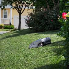 Husqvarna Automower 315x Robotic Lawn Mower Petagadget Robotic Lawn Mower Lawn Mower Brands Lawn Mowers