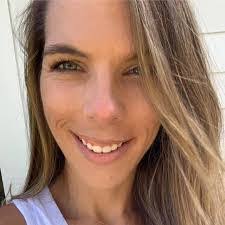 Leanne Conn's Instagram, Twitter & Facebook