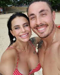 Time to get real👇👇 A lot of the time I feel GREAT!✨ And I truly believe  is it because I am still training, still fuelling my body, still keeping a  mindset that