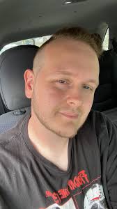 Introduction to gamer Rhy