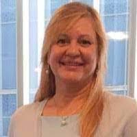 Miriam Standish's Instagram, Twitter & Facebook