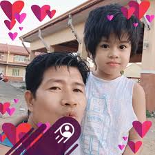 Kung Sino Po naka pulot ng Keypad phone color white kanina. Pakibalik Po  may reward. Nid lng ung sim. Ibona to dingalan.