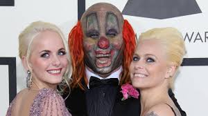 Mit der slipknot bloody clown maske haben wir für euch das passende merchandise parat. Slipknot Star Shawn Crahan Tochter Gabrielle Mit 22 Jahren Gestorben Leute Bild De
