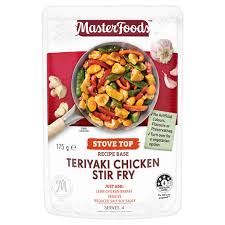 Garlic chicken stir fry (0.25 package) contains 28g total carbs, 25g net carbs, 4.5g fat, 17g protein, and 220 calories. Try Our Quick Teriyaki Chicken Stir Fry Recipe Base Masterfoods