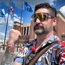 Encountering Titan Bug Holes in Helldivers