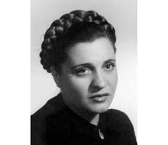 Aurora Reyes, luchadora magisterial, muralista y poeta