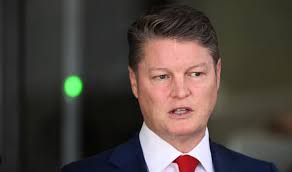 刚刚！墨尔本东南出现随机杀人！亚裔三娃爸当场被刺死