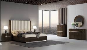 Italian bedrooms today are designed according to modern parameters. Taxido Modern Italian Bedroom Furniture