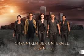 Part #1 of the mortal instruments series by cassandra clare. City Of Bones Kalender Bei Heye Zeigen Die Welten Der Schattenjager Und Schattenwesen Der Damonen Und Vampire Hexenmeister Und Werwolfe Athesia Kalenderverlag Gmbh