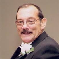 Elvis Jackson's Instagram, Twitter & Facebook