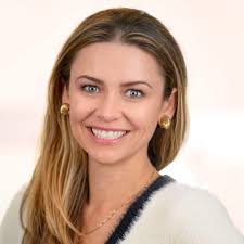 Polly Bright's Instagram, Twitter & Facebook