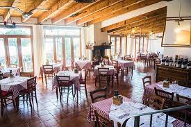We had a garden room, with doors that opened onto a beautiful hillside with stunning views of verona below. Corte San Mattia Agriturismo Verona Menu Preise Restaurant Bewertungen Tripadvisor