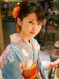 着物美人と恵比寿の美味ステーキ 暗闇バーを巡る もてなし飯 第16話 ぐるなび みんなのごはん 着物 美人 着物 美しい画像