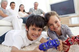Jugar de niño a videojuegos mejora las habilidades cognitivas (incluso años después) según los investigadores, se trata de una actividad atractiva y motivadora, que requiere de un uso. Los Videojuegos En El Tratamiento Del Tdah
