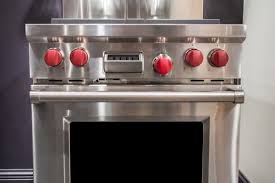 The upper tier produces up to 20,000 btu for 30% faster boils and hotter sears. Wolf Df304 30 Inch Range Review Reviewed