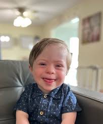 Andrew Daub's Instagram, Twitter & Facebook