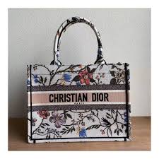 Christian dior tote bag rosa. Christian Dior Small Book Tote Multicolor Rosa Mutabilis Embroidery M1296