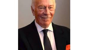 Christopher Plummer, Actor from The Bard to 'The Sound of Music,' Dies at  91 -