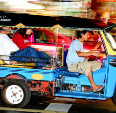 Tuk tuk ride is a must in bangkok. Thailand Von Tempel Bis Tuktuk Bangkok Fur Anfanger Welt