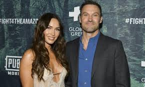 Apr 05, 2017 · she is every teenager's fantasy, and anyone who saw her in the transformer movies can certainly attest to that. Megan Fox And Brian Austin Green Stand Up For Their Son