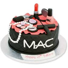 Make Up Cake Delivered In London Gateau Photo Gateau Anniversaire Idee Gateau