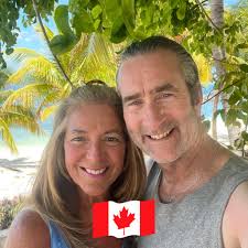 Is Lagloria a good area to stay in Isla Mujeres?