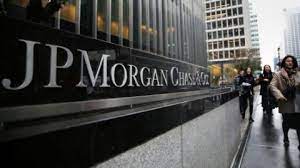 Two senior jp morgan chase & co executives responsible for defending corporate clients against activist investors who push for companies to perform better have left the bank, three sources said. Jp Morgan Uses Blockchain To Improve Global Transfers