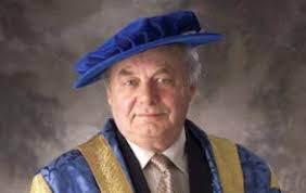 BU Alumni News1¥FA05