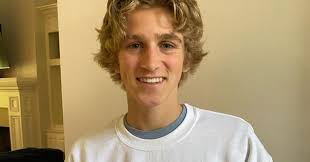 BGA's Alexander makes oatmeal a trendy sensation