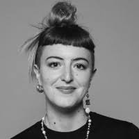 400+ profili “Amanda”