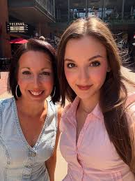 Had so much fun celebrating Cayden and Hannah Pippin!! Congratulations!!!🤍✨