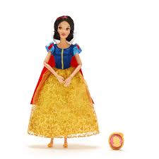 This doll is dressed just like the movie princess, and is beautiful. Snow White Classic Doll With Pendant 11 1 2 Shopdisney