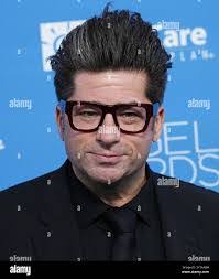 Billy Cullum's Instagram, Twitter & Facebook