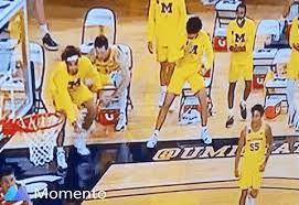 Collection of incredible dunks, some funny plays, transparent gifs and of course michael jordan the legend. Must See Michigan Basketball Gif Mgoblog