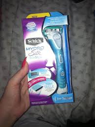 My only complaint is that mine all of a sudden quit working. Schick Hydro Silk 5 Trim Style Hydrating Razor Bikini Trimmer 1 Ct Food 4 Less