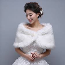 Sie passt gut auch zu kleidern mit oder es gibt verschiedene möglichkeiten, eine stola zum hochzeitskleid zu binden. Boleros Para Novias Hochzeit Jacke Elfenbein Kunstpelz Stola Brautkleid Bolero Braut Spitze Bolero Schal Gunstige Ivory Faux Fur Stole Fur Stole Weddingbridal Lace Bolero Aliexpress
