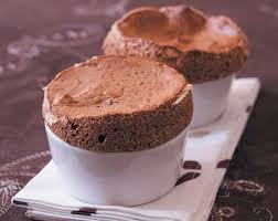 Recette Inratable Du Souffle Au Chocolat Leger Et Rapide Souffle Au Chocolat Recettes De Cuisine Chocolat