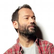 Peccato però che da un anno a questa parte nessun sindaco di alcun comune abbia mai consegnato questa ordinanza al cittadino positivo per intimargli di stare a casa. Il Volo Del Mattino Volodelmattino Twitter