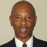 200+ "Horaçe" profiles