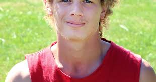 Elkton picks up first win with 46-0 shutout of Days Creek