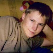 Ross Parker's Instagram, Twitter & Facebook