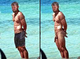 Chris hemsworth nude fakes
