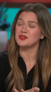 You know all his movies, but did you know Jim Carrey was such a talented  artist as well? 🎨