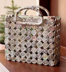 Basteln Mit Zeitung 59 Fotos Schritte Basteln Mit Zeitungspapier Nespressokapseln Basteln Zeitungshandwerk