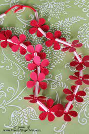 How to make paper hawaiian flowers. Homemade Hawaiian Leis Kid Craft The Crafting Chicks