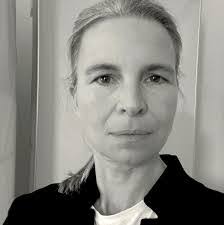 Julia Oppermann's Instagram, Twitter & Facebook