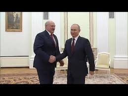 Zunächst erhält er als aufstrebender journalist ein stipendium, dann. Putin Trifft Lukaschenko Und Beschuldigt Ukraine Youtube