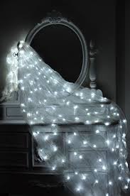 8 White Organza Curtain With Cool White Lights Lights Interior Led Lights White Light