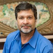 Shawn Hollister's Instagram, Twitter & Facebook