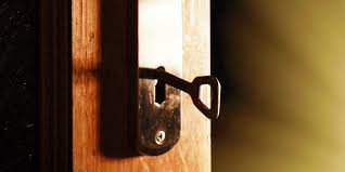 It is a simple method and makes use of a coin or a paper clip. The Beauty Of The Locked Room Mystery The Dorset Book Detective